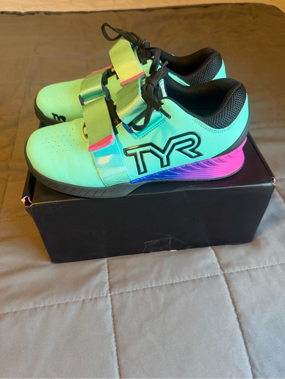 TYR Lifters. EUC!